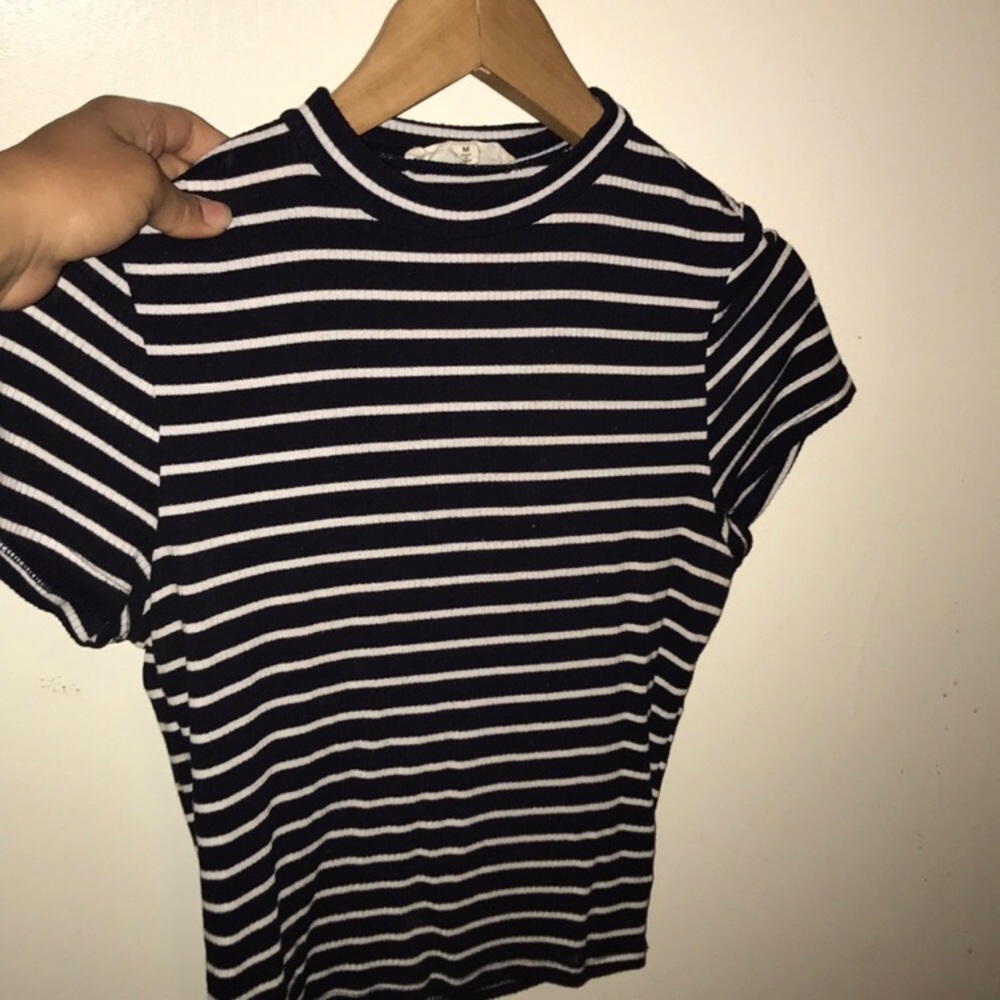 💕2 for $15💕 striped crop tops